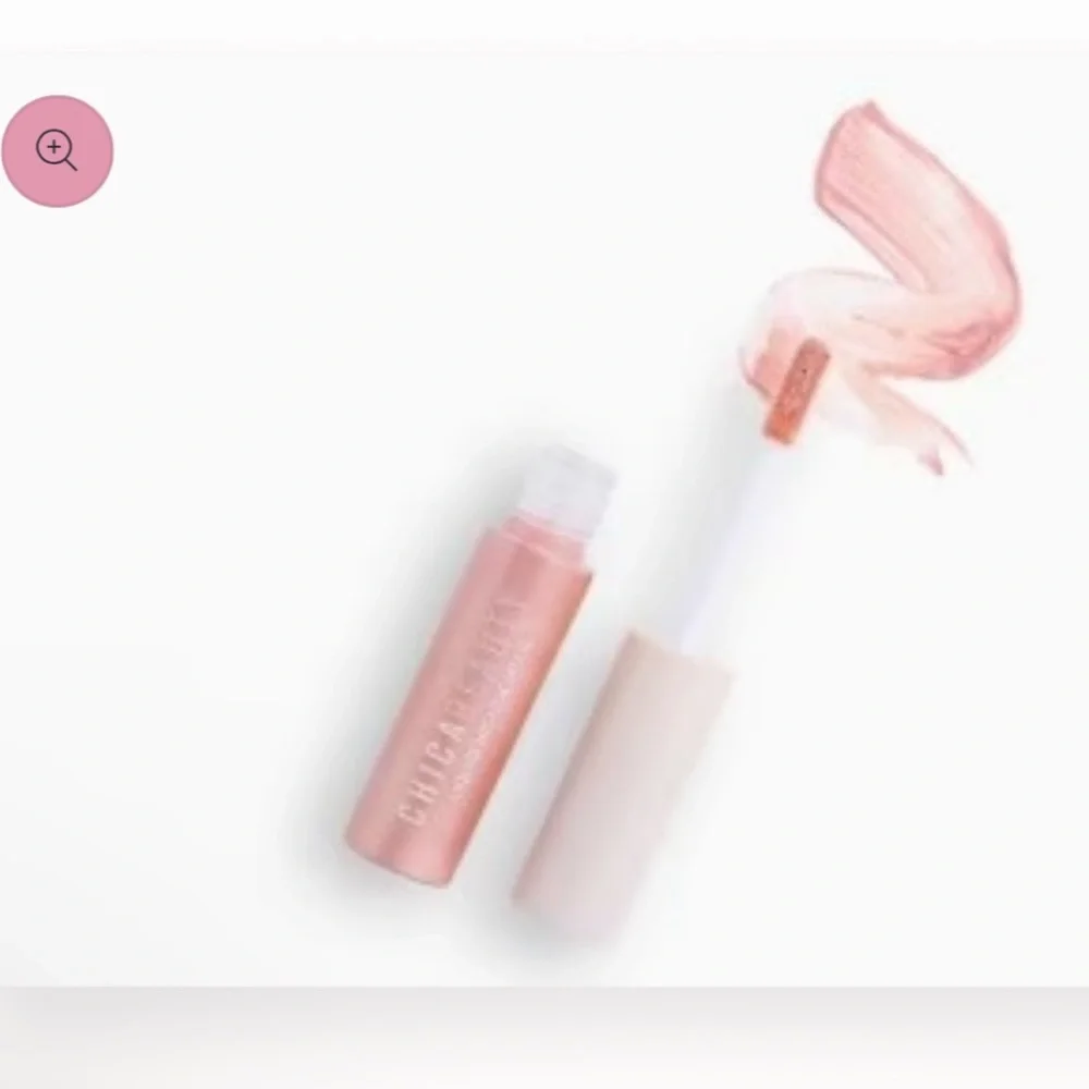 💝NEW Chica Beuaty Rose Glow Liquid Highlighter💝
